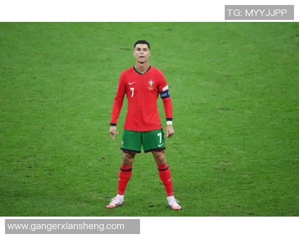 足球场上的魅力风采 谁是最帅的球星你心中的第一人选 足球场上的魅力风采 谁是最帅的球星你心中的第一人选